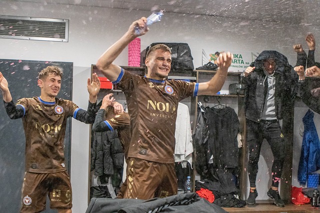 去年还杀入 去年还杀入